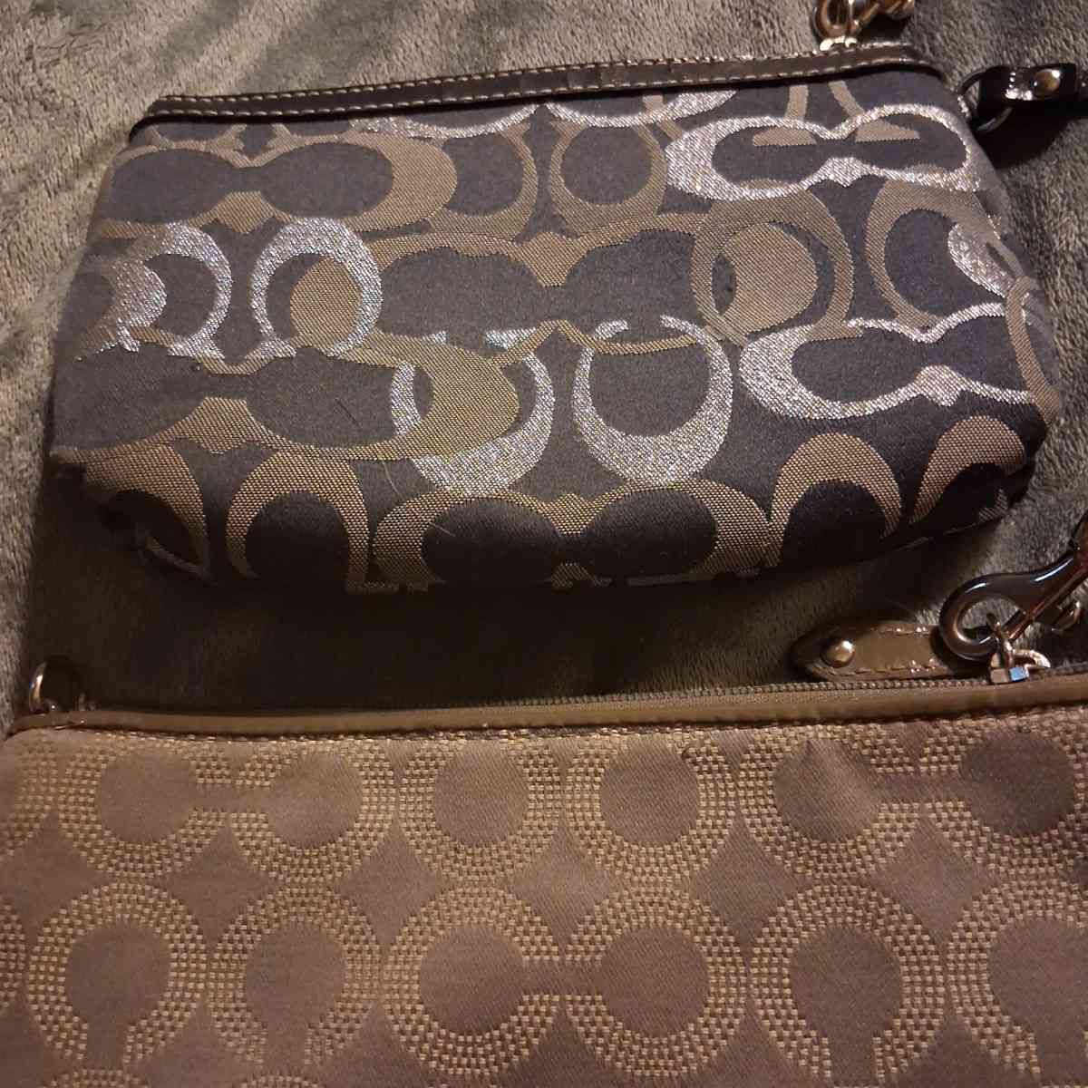 NWOT SET OF 3 VINTAGE COACH Vintage Wristlets  ID LANYARD - Rosedale, Maryland - FleaMarketBay