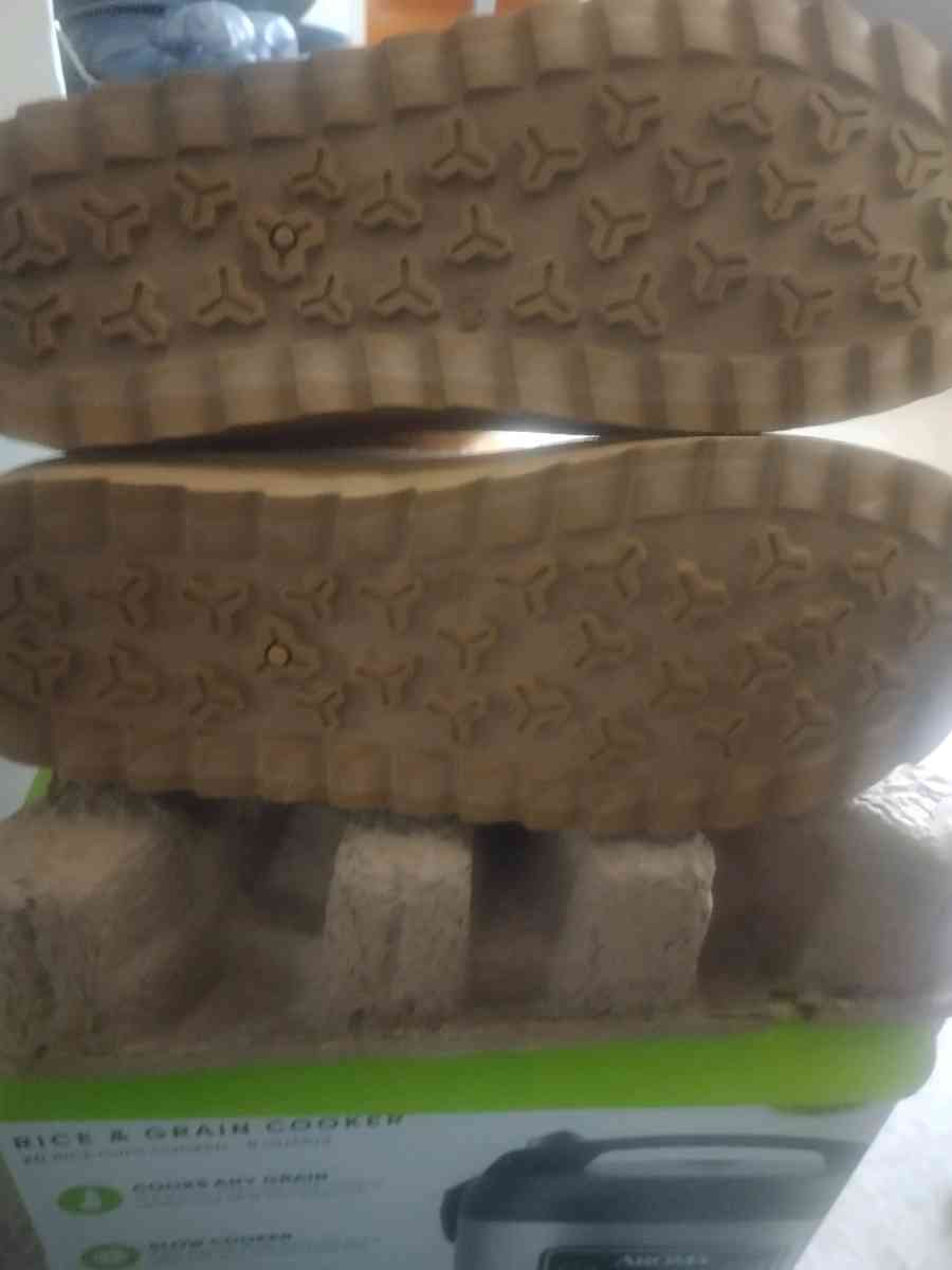 Olivia Miller  Womens Joyce Winter Boot - Abington, Pennsylvania - FleaMarketBay