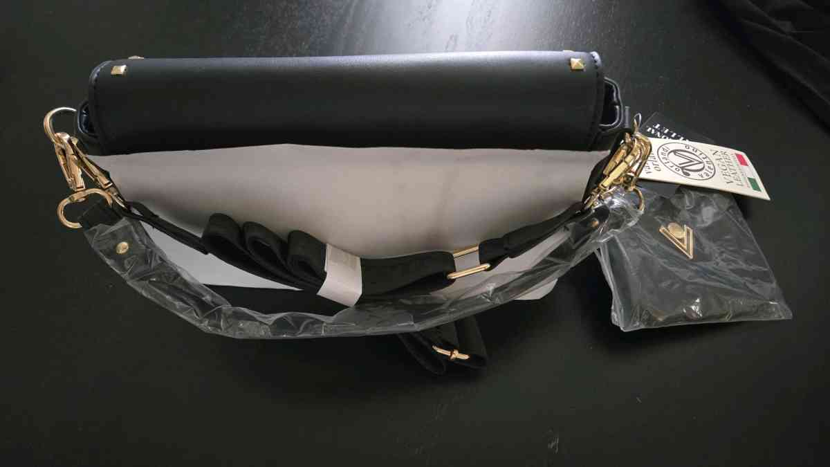 Valentino Orlandi - Los Angeles, California - FleaMarketBay