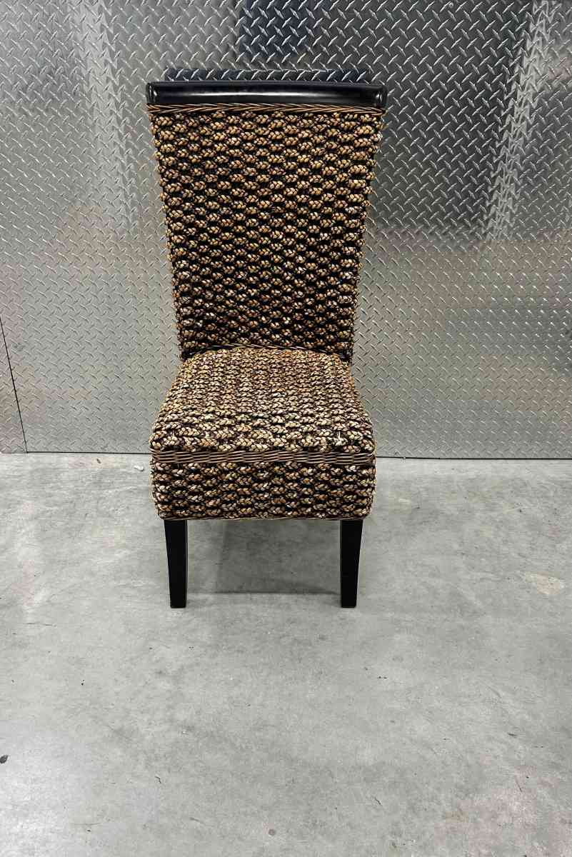 Single Premium Wicker Chair - Fort Lauderdale, Florida - FleaMarketBay