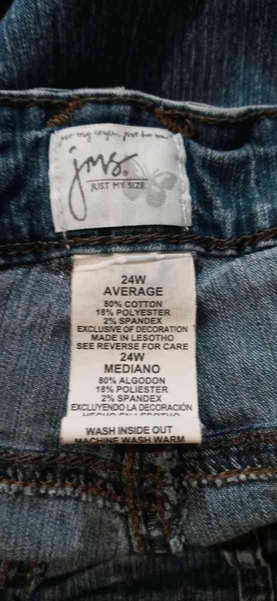 Womens Plus Size Denim Capris Just My Size 24 - Dane, Wisconsin - FleaMarketBay