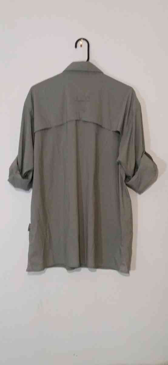 Cabelas Guidewear Mens Fishing Shirt - Dane, Wisconsin - FleaMarketBay