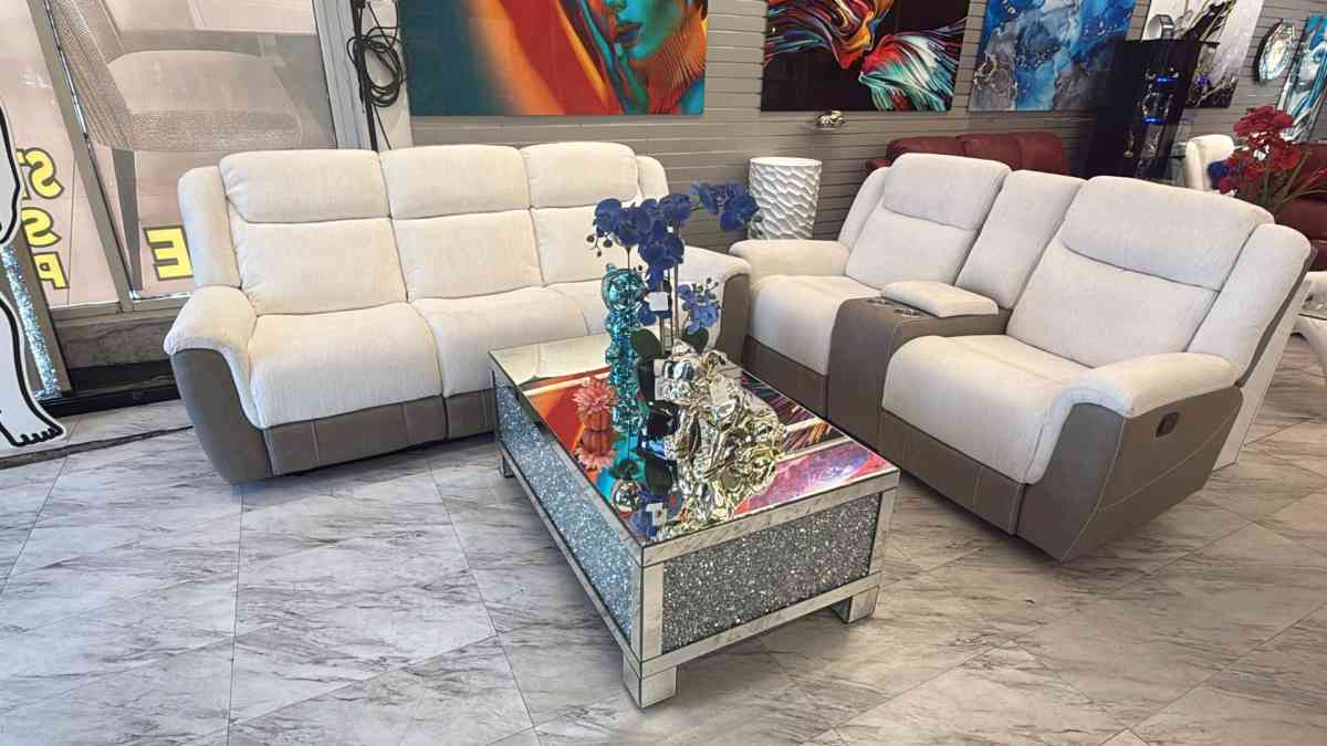 Sofa and Loveseat - Miami, Florida