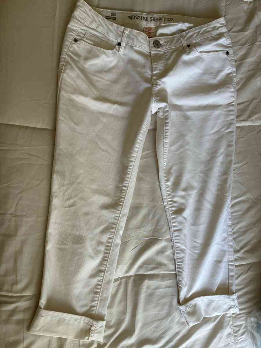 women shorts - Lumberton, North Carolina - FleaMarketBay