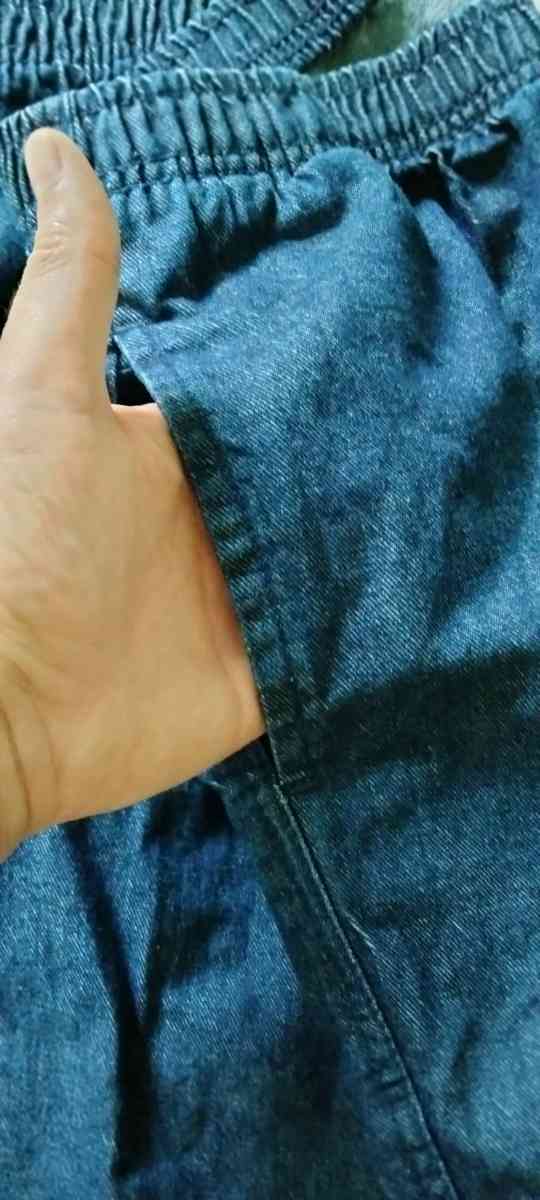 Womens Blue Jeans - Norristown, Pennsylvania - FleaMarketBay