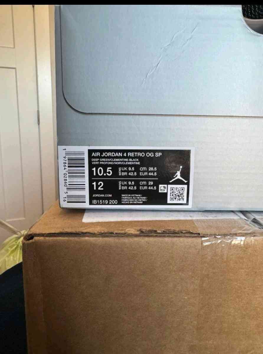 Jordan 4 retro OG SP undefeated size 10 5 - Orlando, Florida - FleaMarketBay
