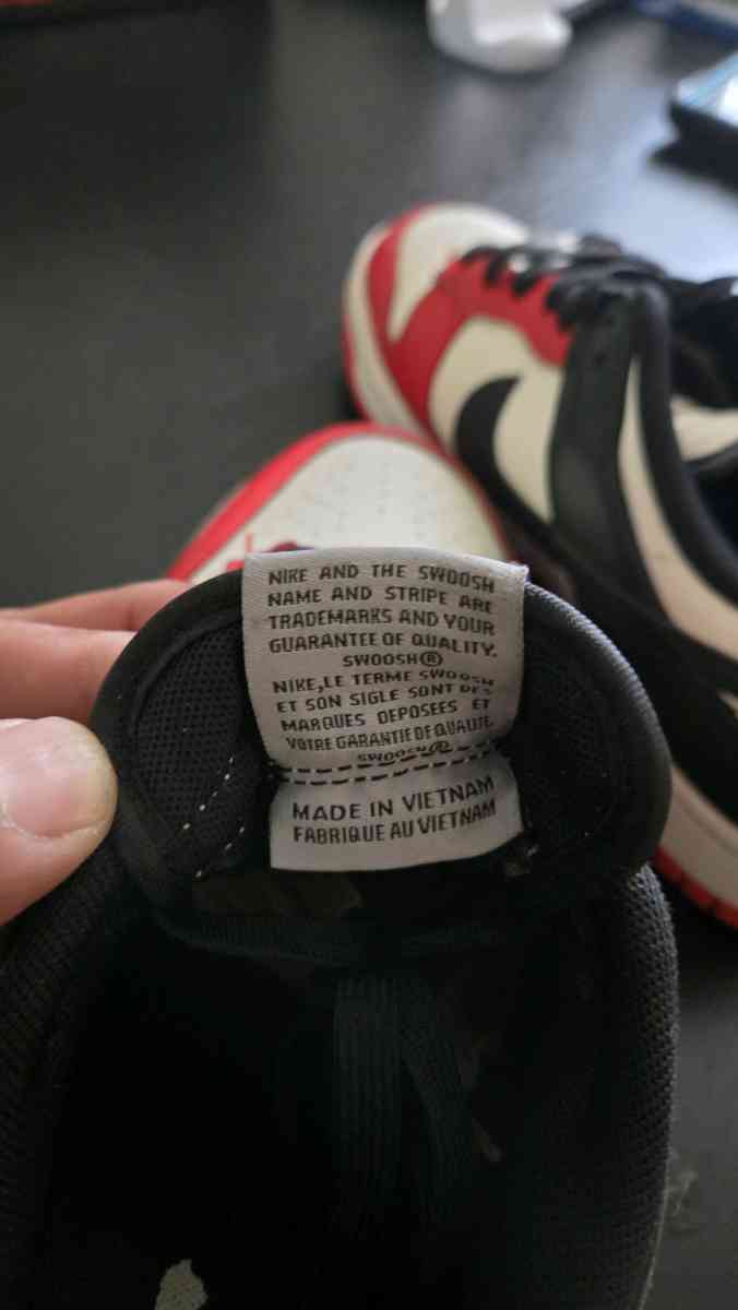 Dunk low chicago size 9 - Los Angeles, California - FleaMarketBay