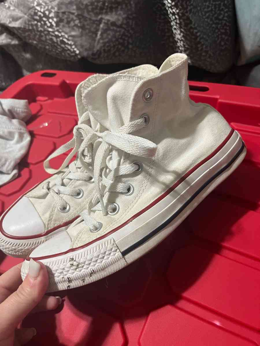 high top converse - Bainbridge, Georgia - FleaMarketBay
