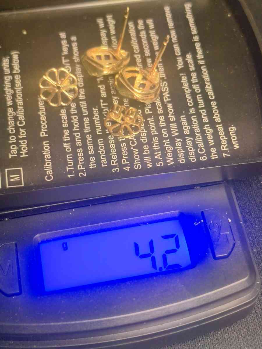 14 K earrings - Saint Charles, Missouri - FleaMarketBay