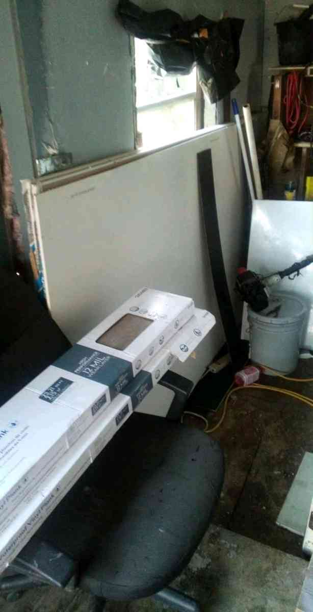 I have 5 pieces of drywall - Greeneville, Tennessee