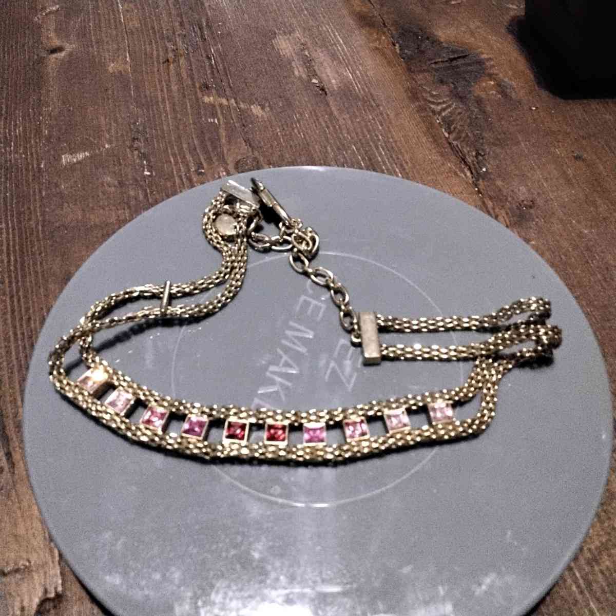 Givenchy Choker - Tampa, Florida - FleaMarketBay