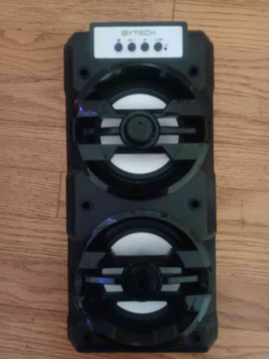 Music player - Menasha, Wisconsin