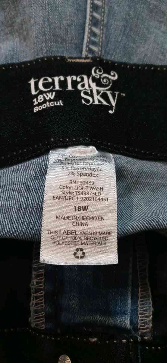 Womens Plus Size Jeans Boot Cut 18w - Dane, Wisconsin - FleaMarketBay