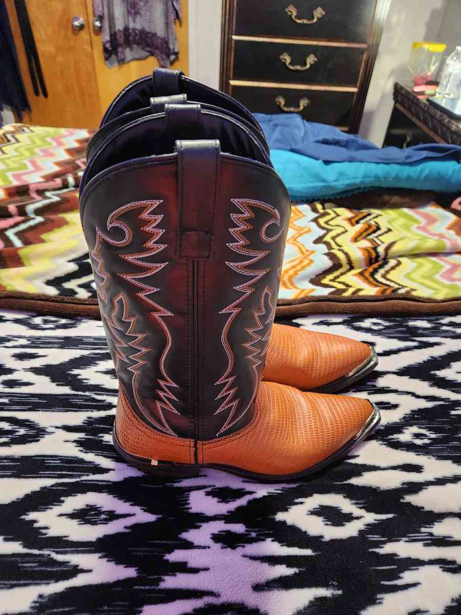 Cowboy Boots - Lavonia, Georgia - FleaMarketBay