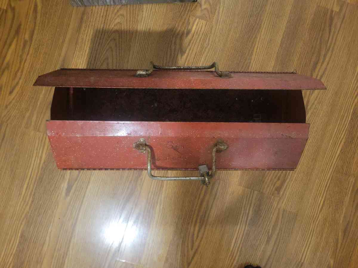 selling - Milwaukee, Wisconsin - FleaMarketBay