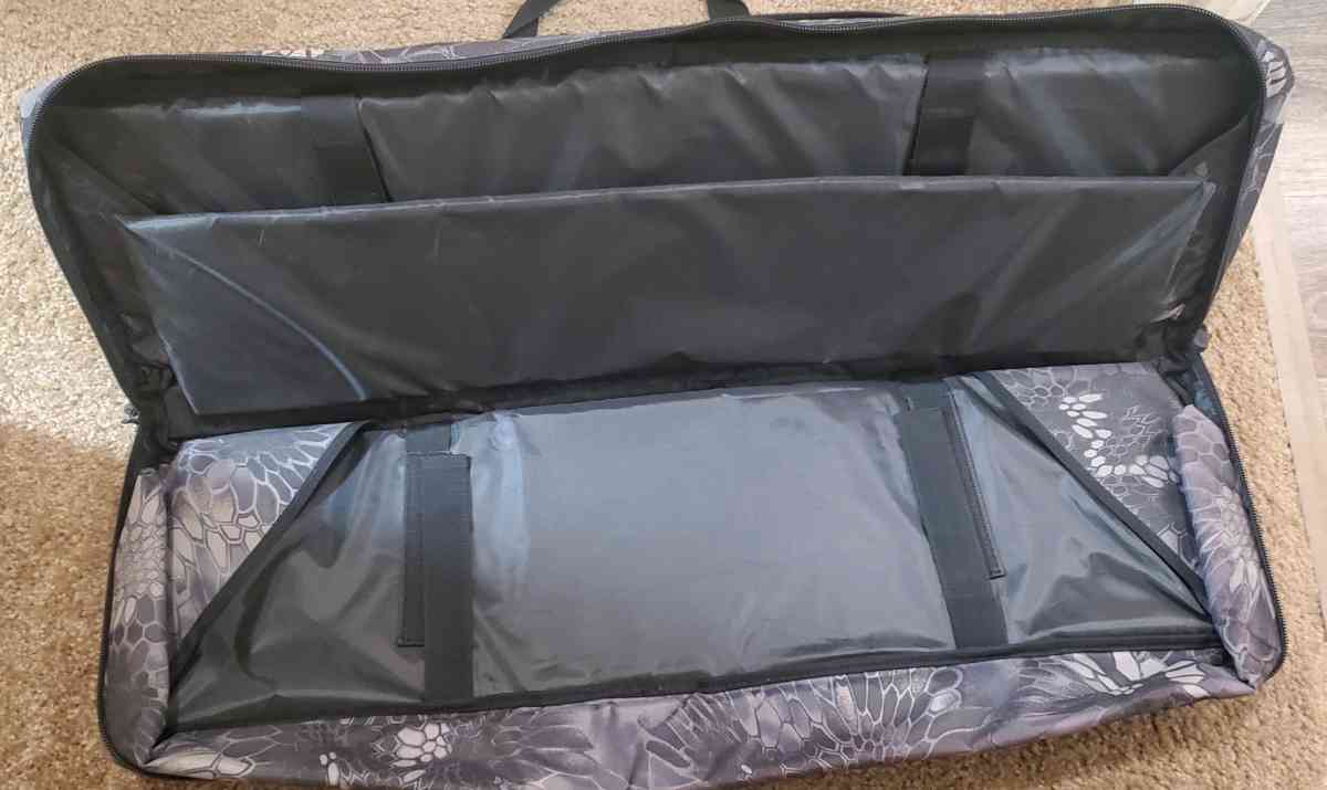 out door carrying bag - Kalamazoo, Michigan - FleaMarketBay