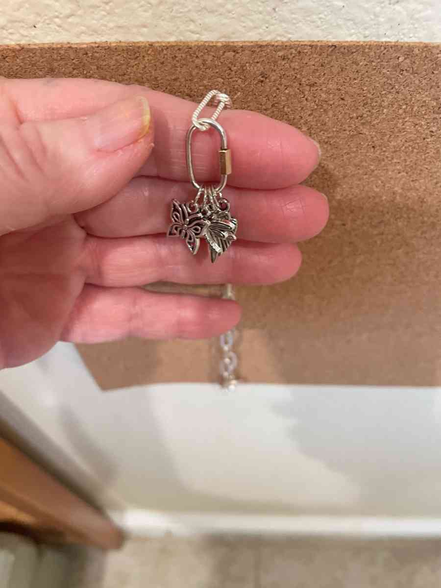 Popular necklace with charm holder and charms - Adelanto, California - FleaMarketBay