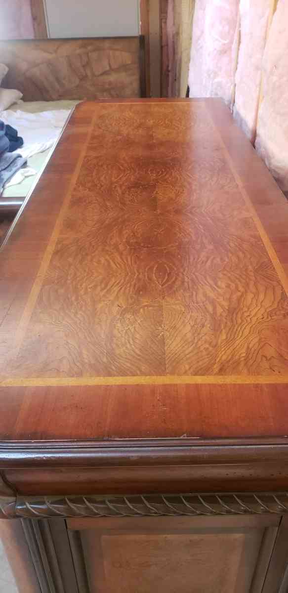 California king bed and Dresser - El Dorado, California