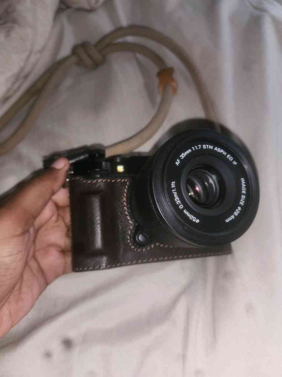 Fujifilm XM5 w 2 Viltrox Lenses - New York, New York - FleaMarketBay