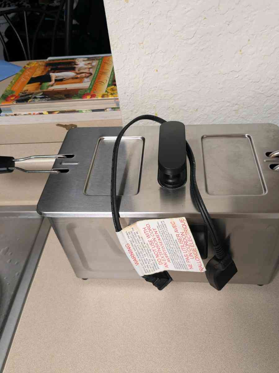 deep fryer - Orange City, Florida - FleaMarketBay