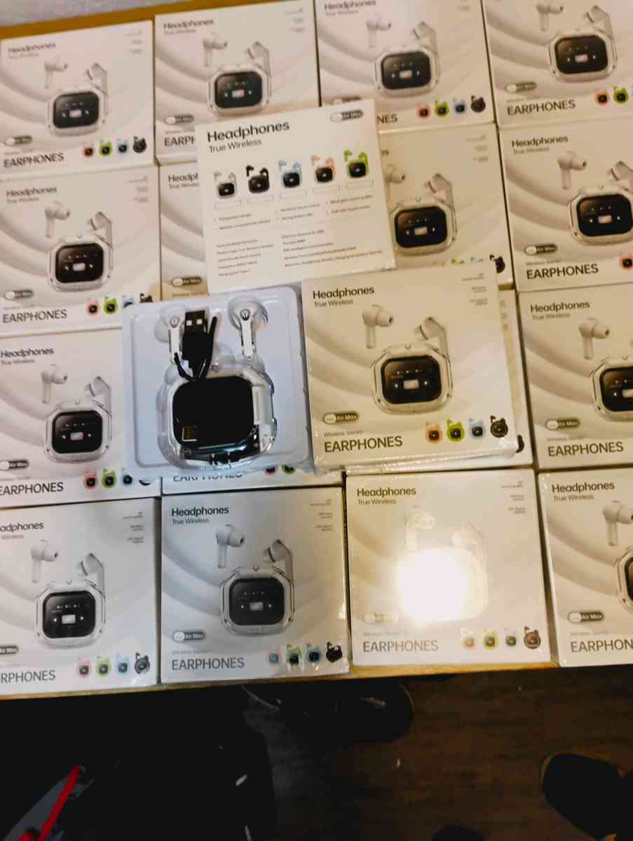 Airmax earphones - Sioux City, Iowa - FleaMarketBay