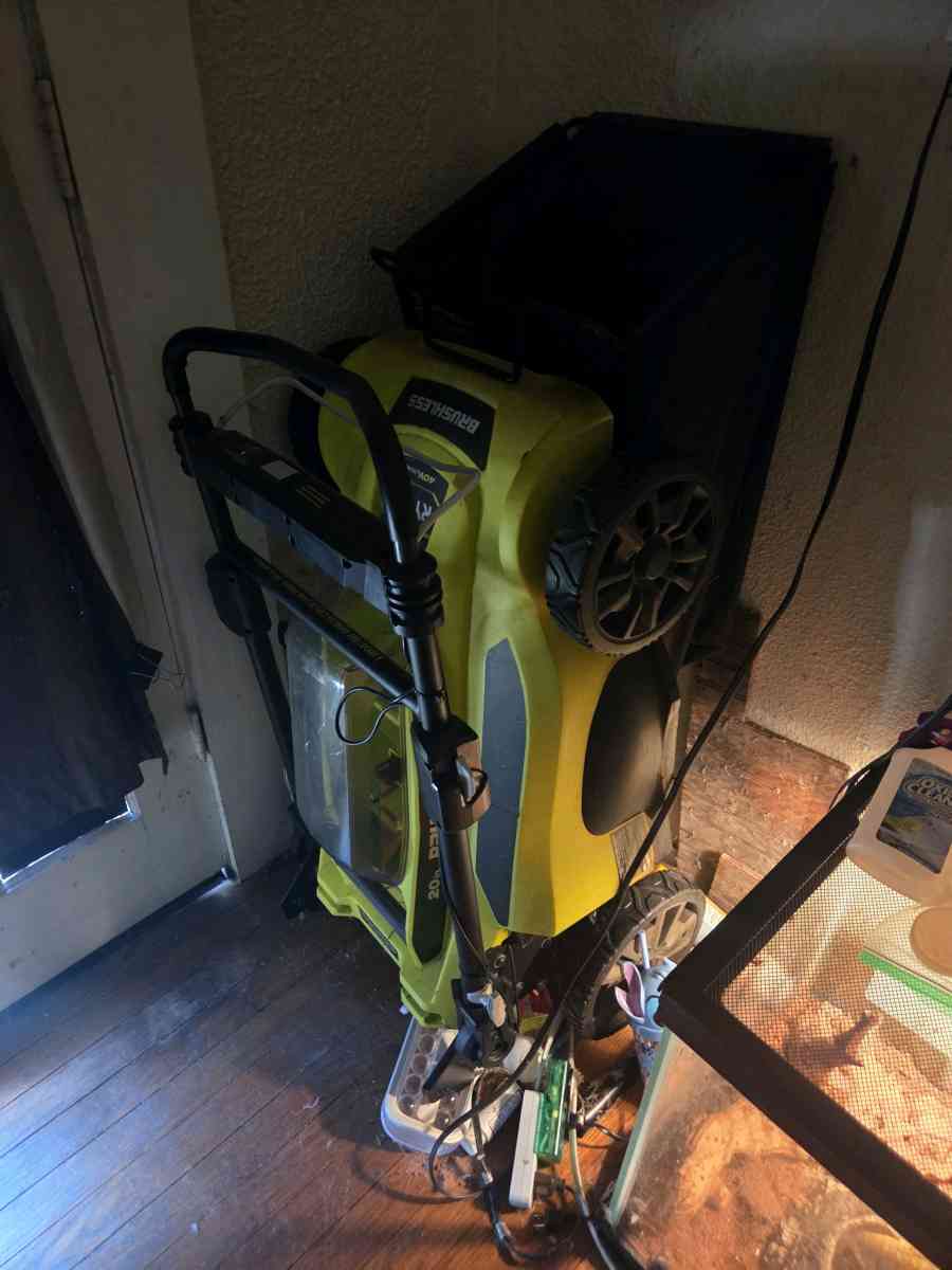 Ryobi Lawnmower - Pasadena, Texas