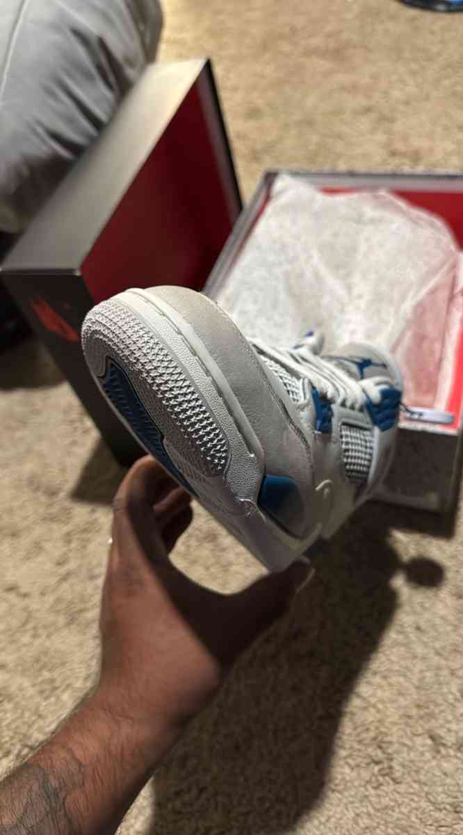 Jordan 4 military blue - Austin, Texas - FleaMarketBay