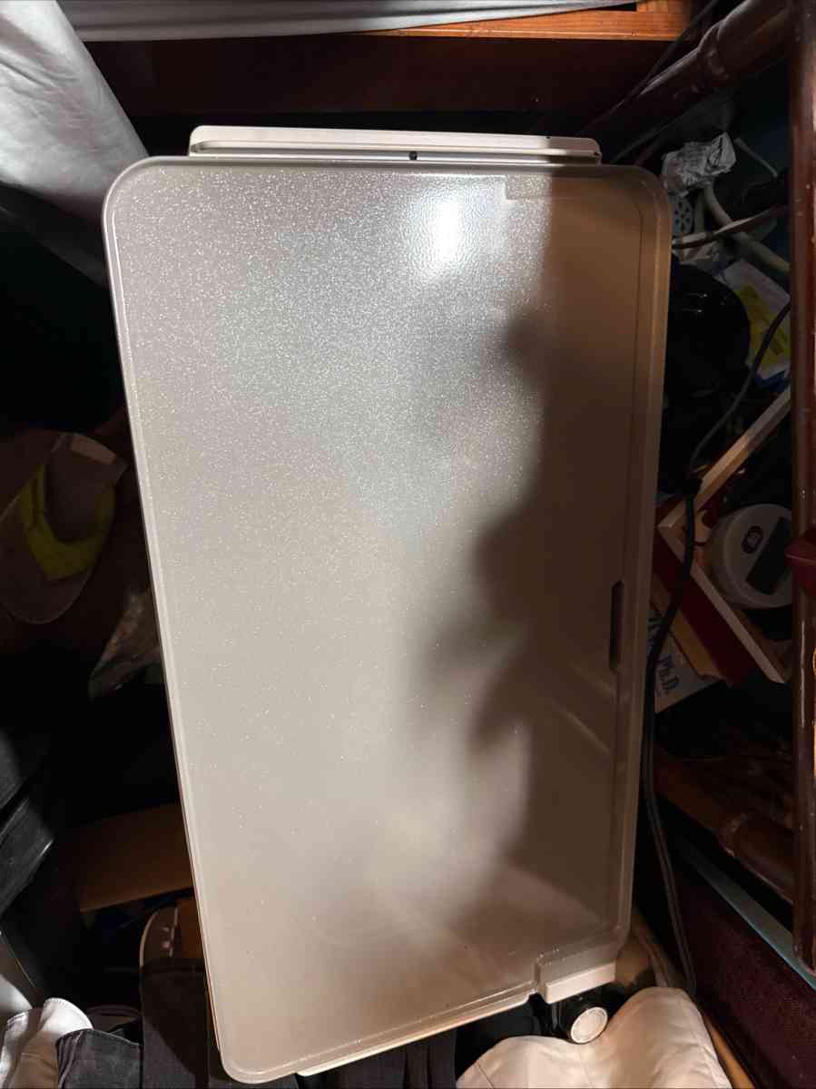 Bella 12x22 electric griddle New - Anoka, Minnesota - FleaMarketBay