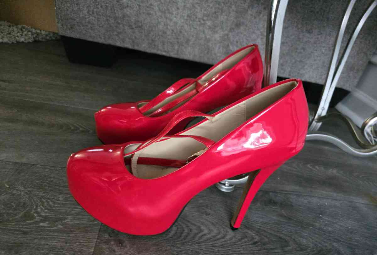 Jessica Rabbit Heels  Size 105 heels and wrap around straps - Ladson, South Carolina - FleaMarketBay