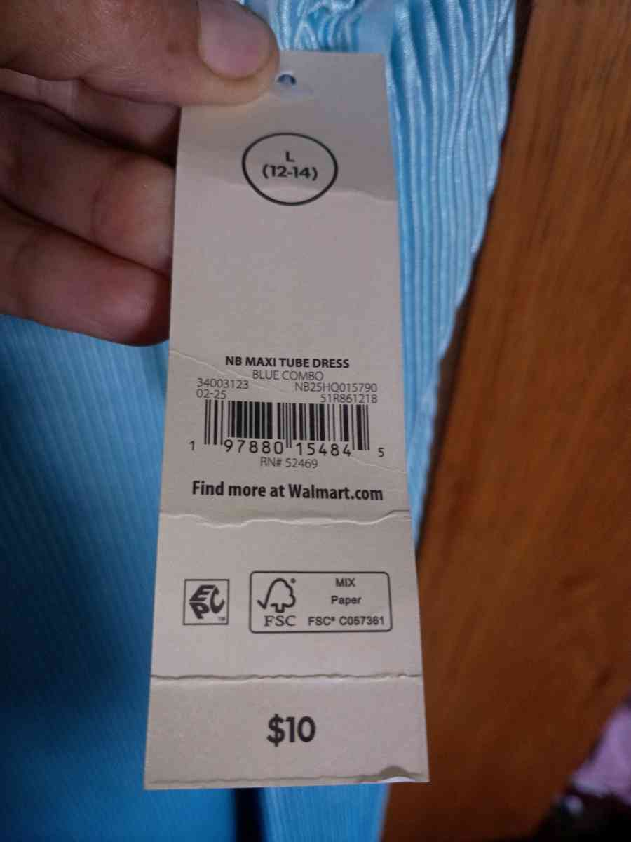 dress - Adams, Kentucky - FleaMarketBay