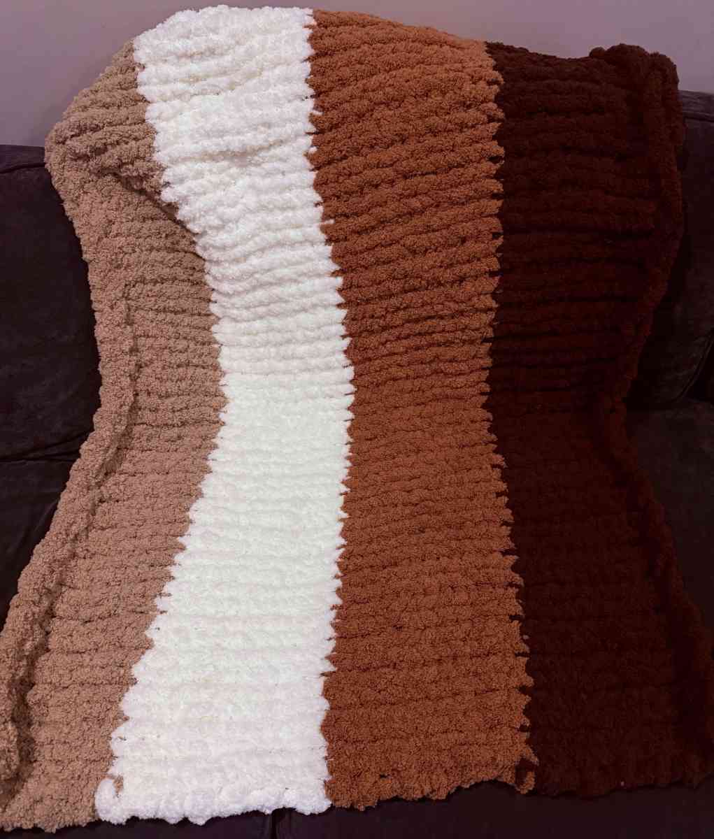 hand made cozy blanket - Addison, Illinois