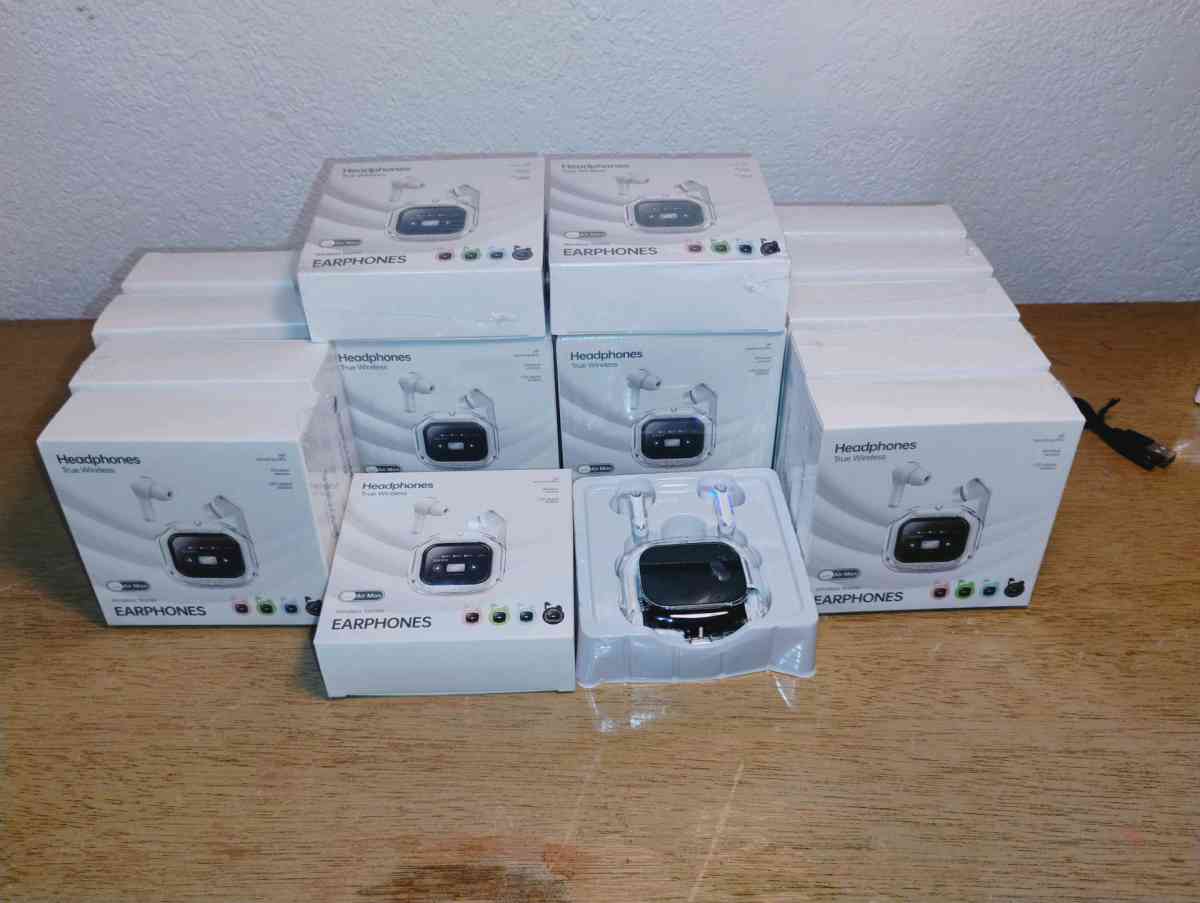 Airmax earphones - Sioux City, Iowa - FleaMarketBay