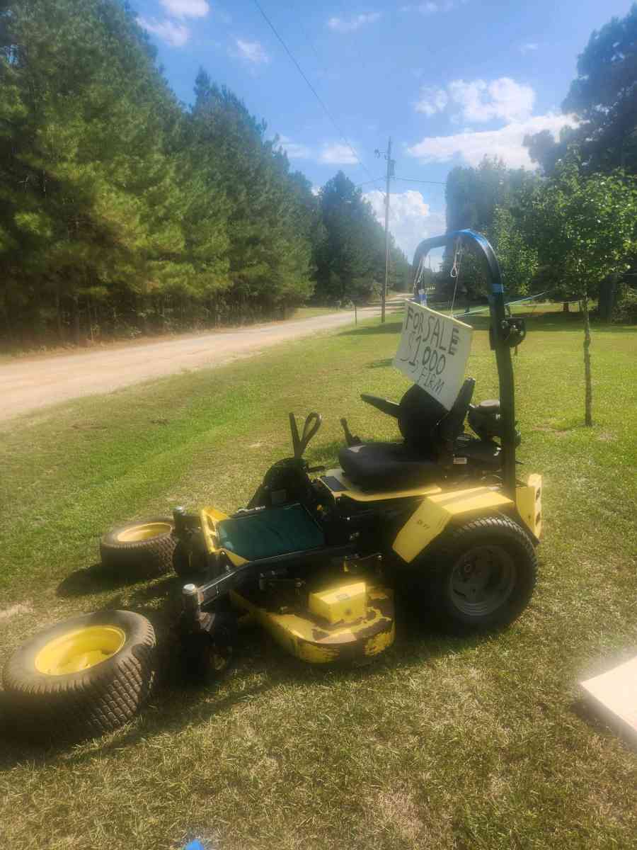 52 inch Brutus Great Dane zero turn lawnmower - Pine Bluff, Arkansas - FleaMarketBay
