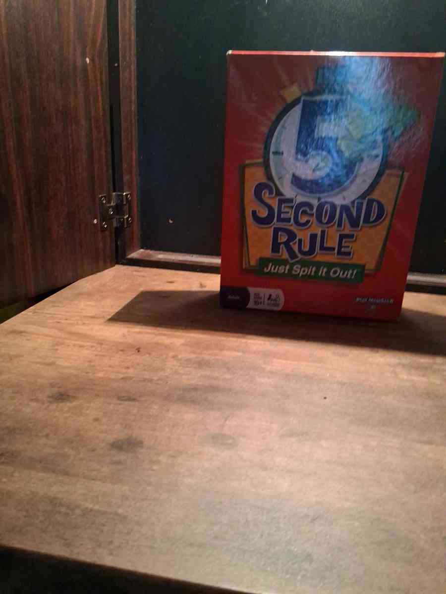 lots of games - Panama City Beach, Florida - FleaMarketBay