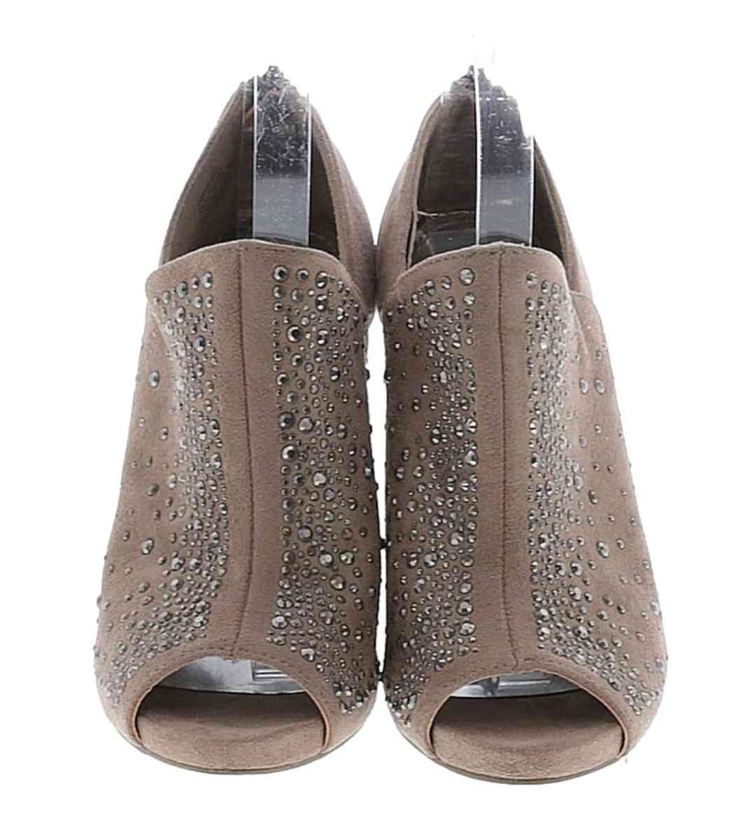 Jennifer Lopez Heels - Myrtle Creek, Oregon