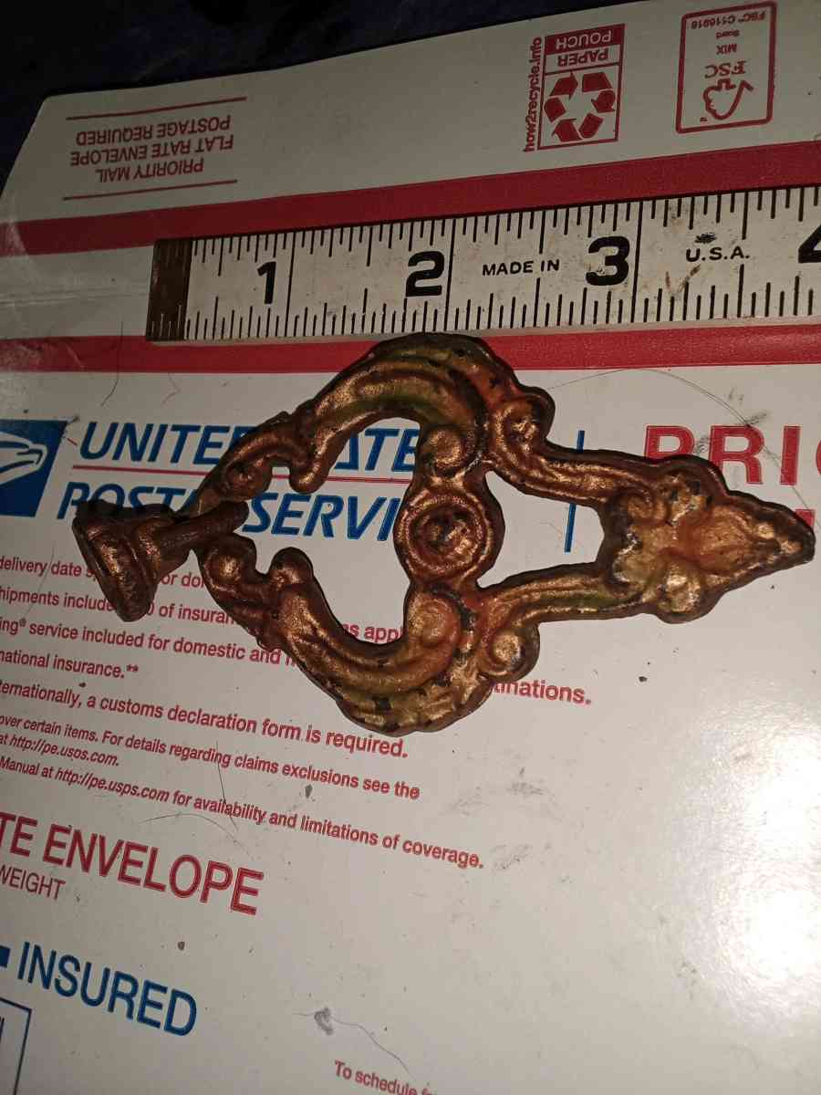 1 large drawer pull - Atoka, Tennessee - FleaMarketBay