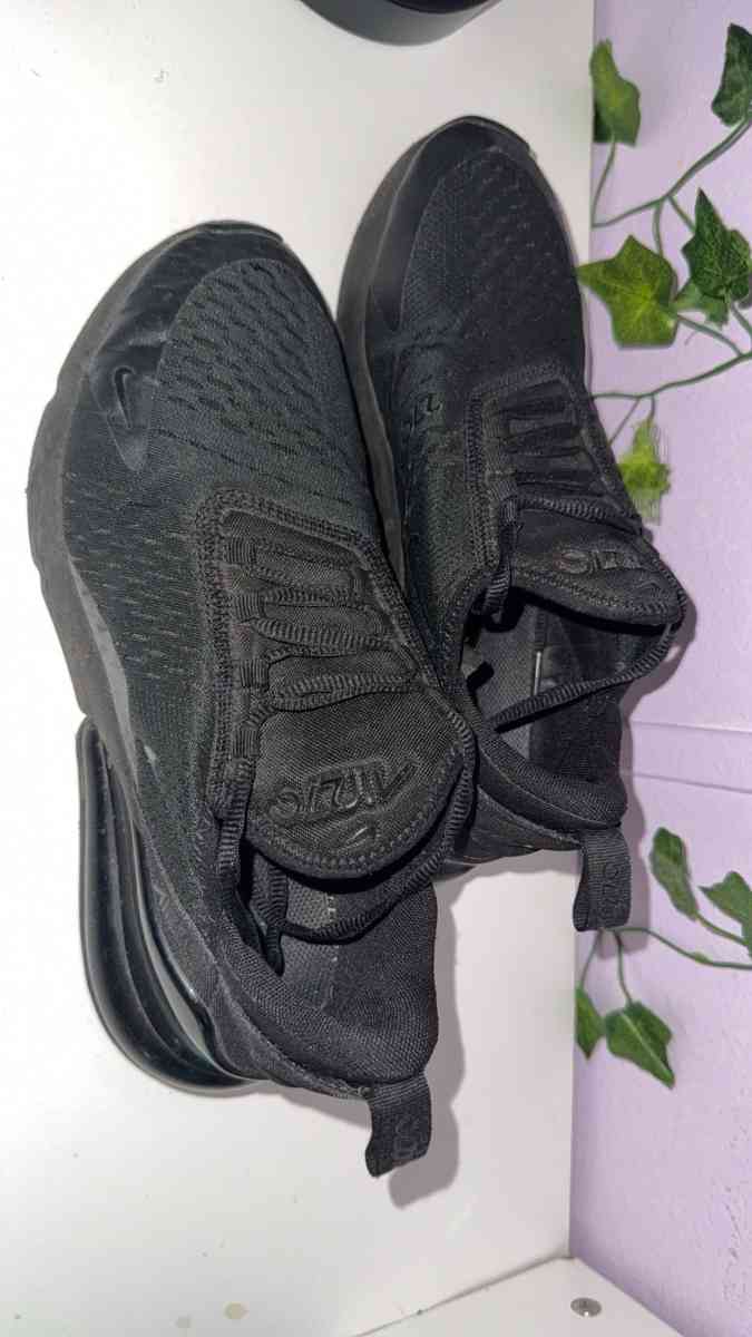 airmax 270 - Columbus, North Carolina - FleaMarketBay