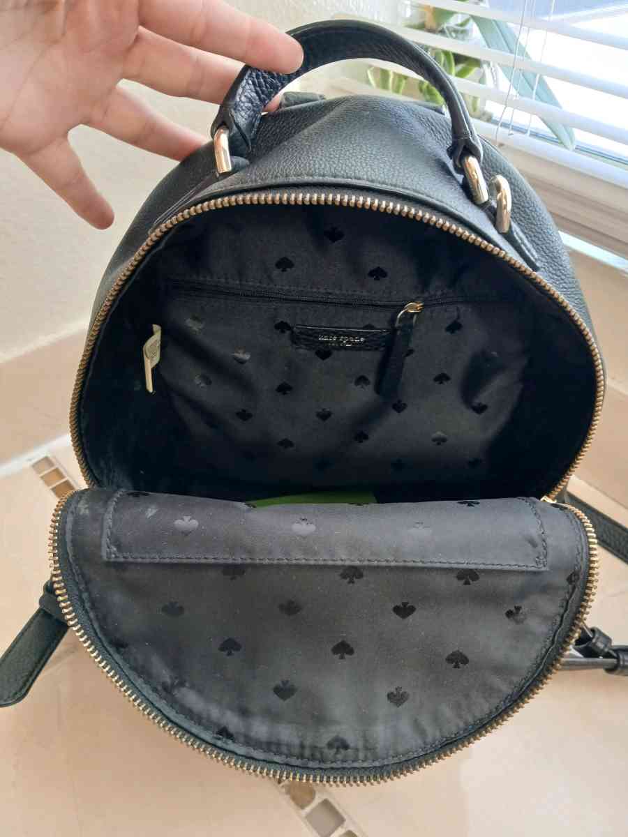 Kate spade mini backpack - Fontana, California - FleaMarketBay
