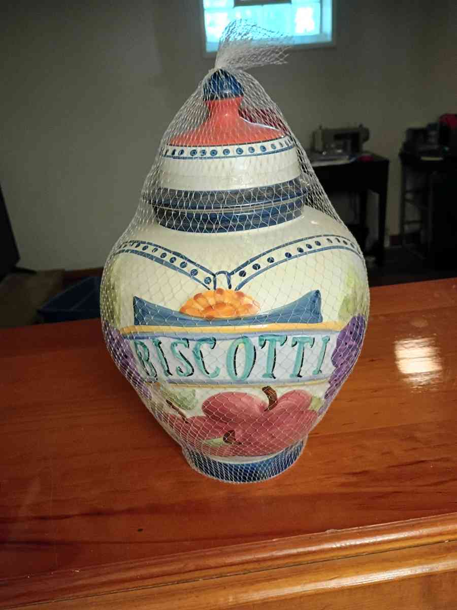 Vintage Biscotti Ceramic Jar And Vase Never Opened - Bellevue, Kentucky