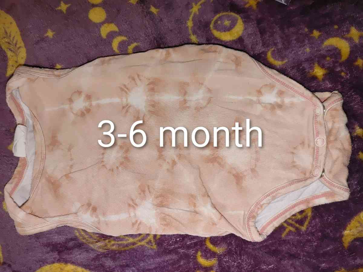 Girls infant onesies - Alachua, Florida