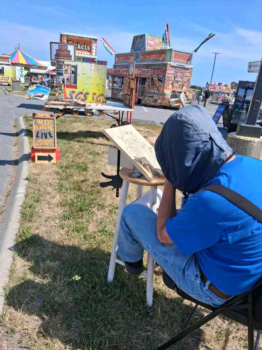 Santa Claus pyrography - Bucksport, Maine - FleaMarketBay