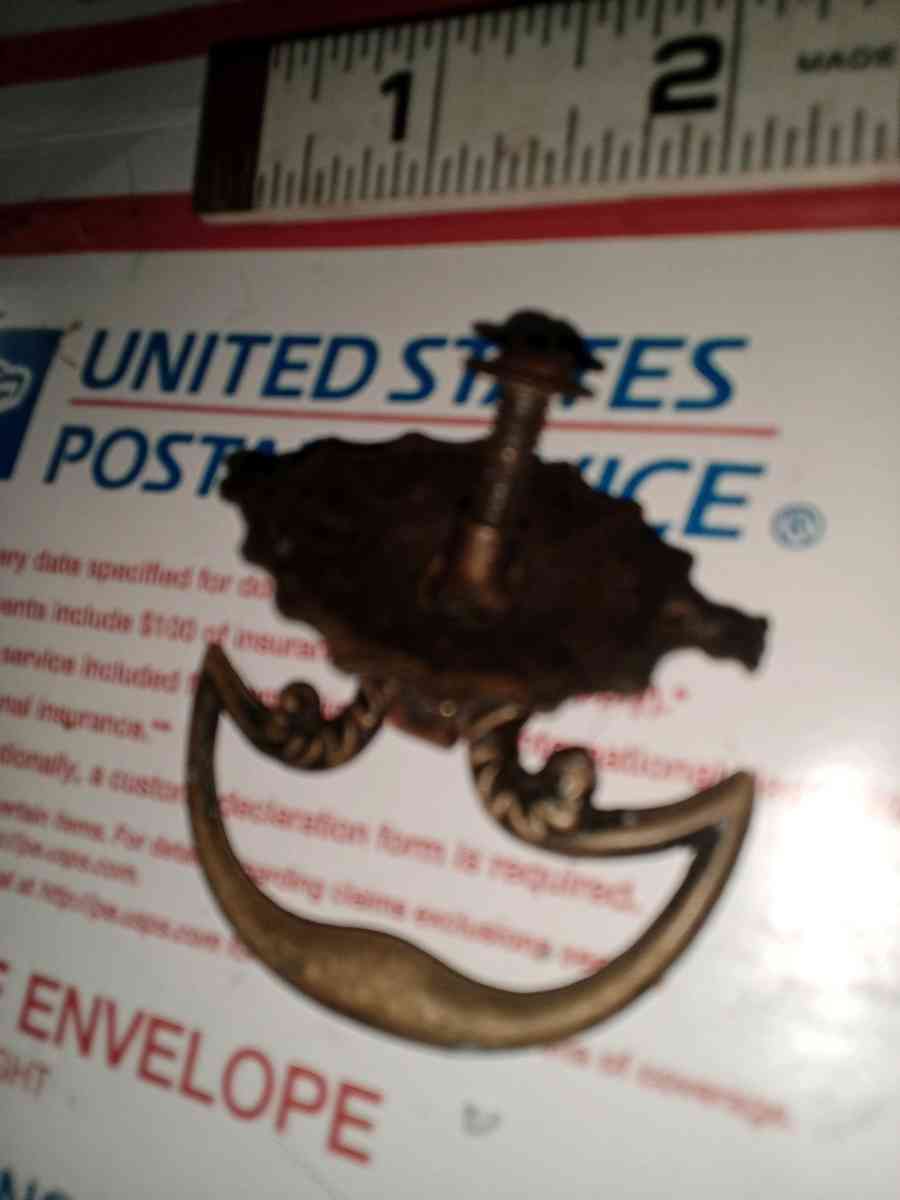 1 brass drawer pull - Atoka, Tennessee - FleaMarketBay