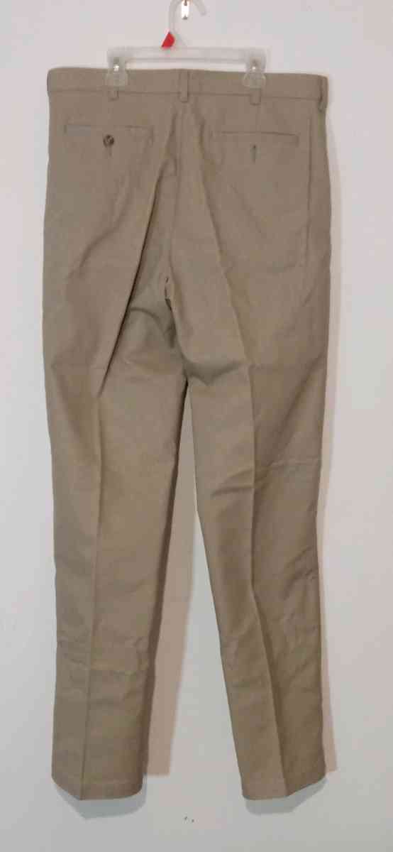Mens Dress Slacks Khakis - Dane, Wisconsin - FleaMarketBay