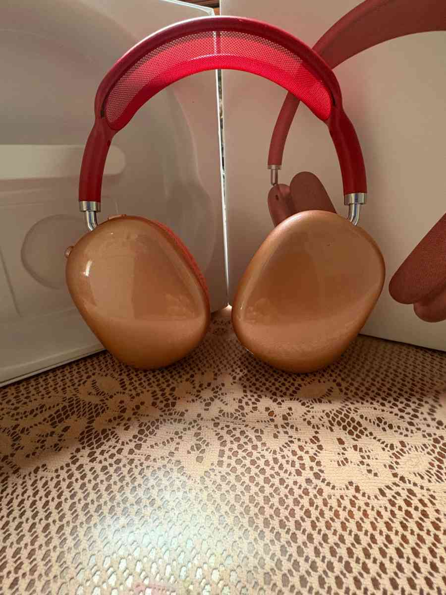 AirPod max - Tucson, Arizona - FleaMarketBay