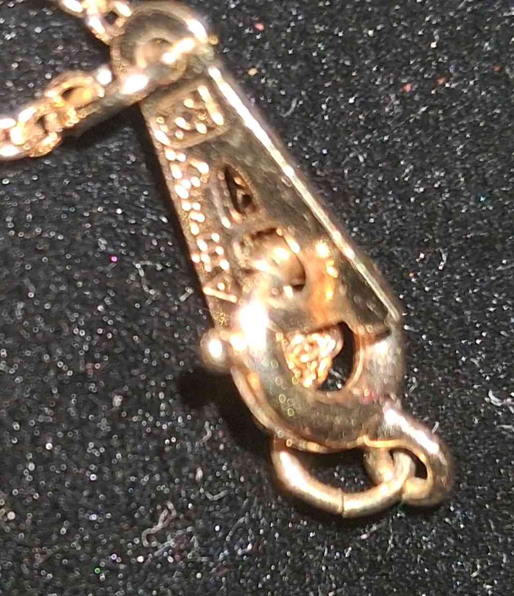 REED AND BARTON HEART NECKLACE - Elysburg, Pennsylvania - FleaMarketBay