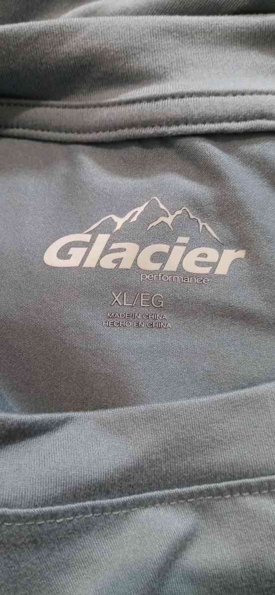 Mens Short Sleeve DriFit Tshirt Large - Dane, Wisconsin - FleaMarketBay