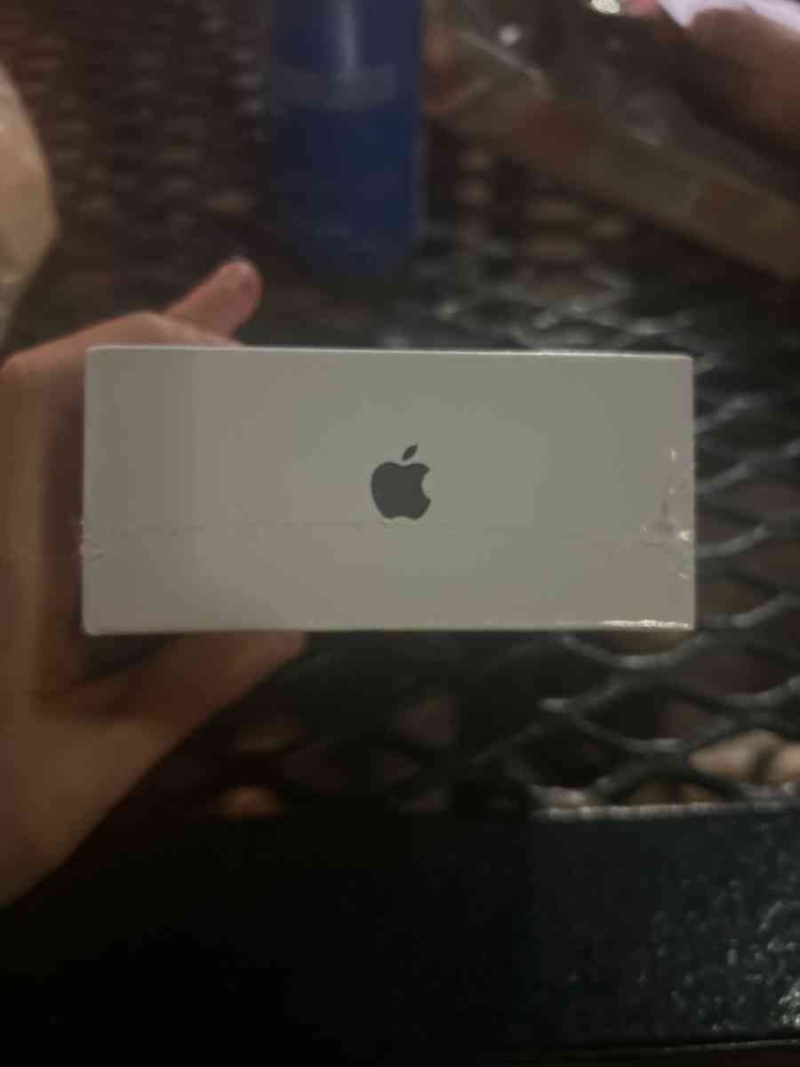 air pods pro 2 apple - Jeff, Kentucky - FleaMarketBay