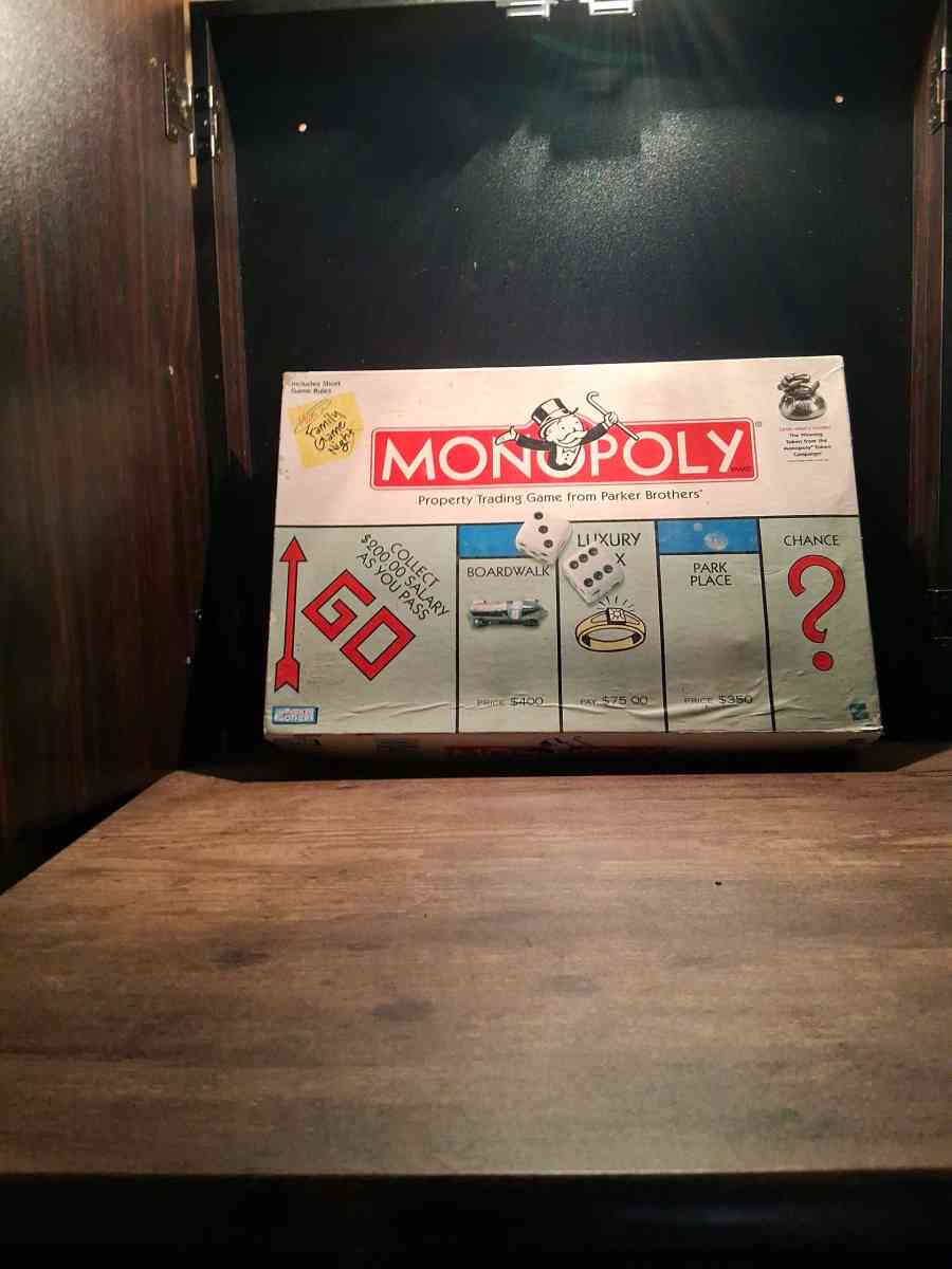 lots of games - Panama City Beach, Florida - FleaMarketBay