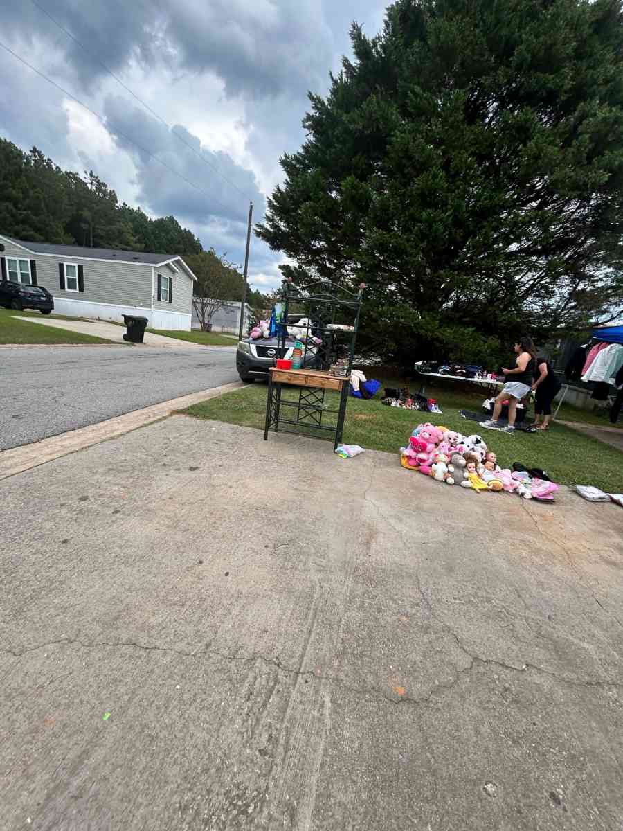 Toys new clothes shoes and more - Fayetteville, Georgia - FleaMarketBay