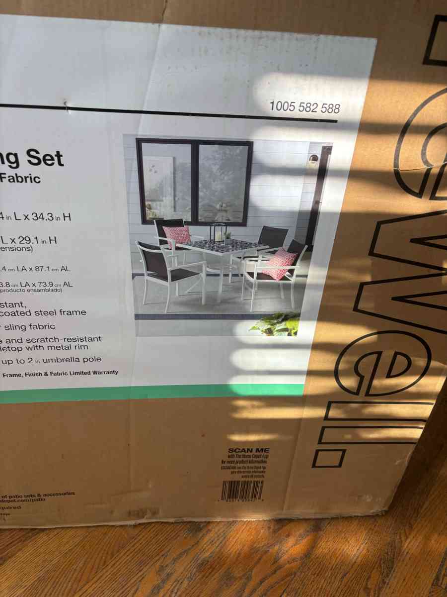 Still in box never used - Carol Stream, Illinois - FleaMarketBay